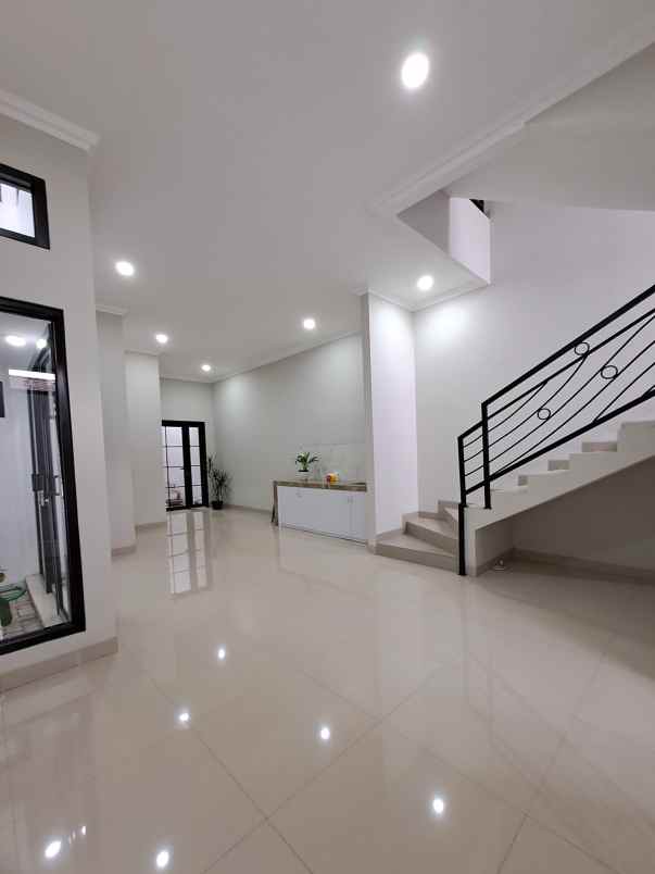 jual rumah minimalis modern dekat toll cinere depok