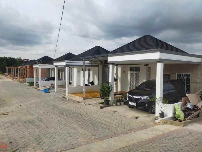 minimalis home type 45 di jalan delima pekanbaru