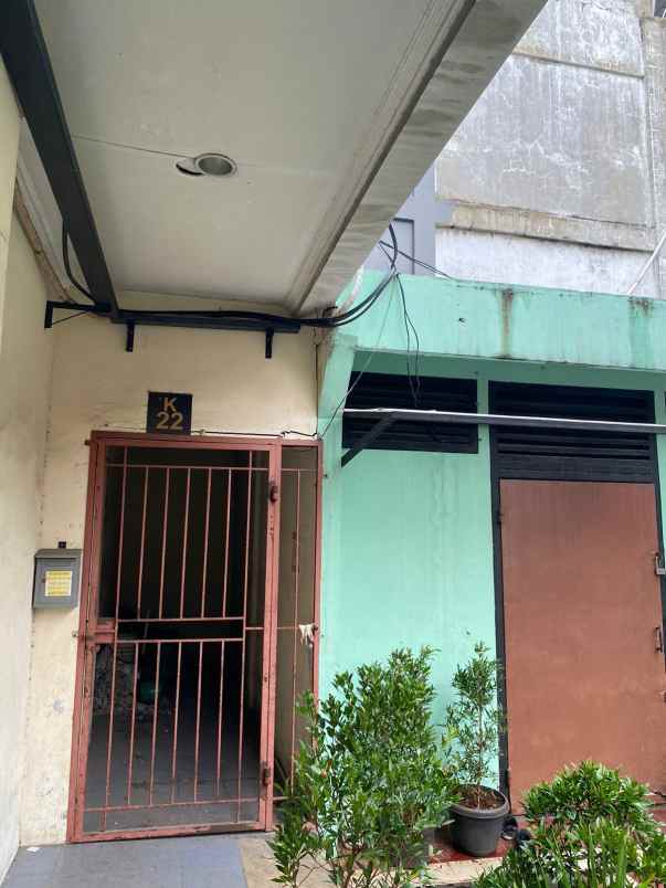 ruko gudang kantor jalan mangga dua selatan no 22