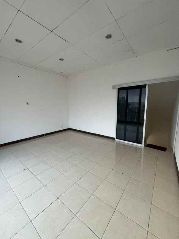 ruko strategis di bulevar hijau harapan indah bekasi