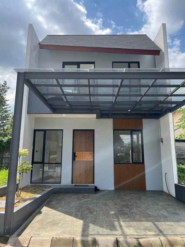 rumah 2 lantai deket stasiun bogor