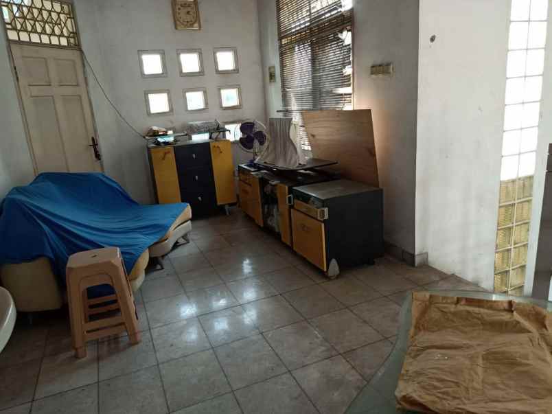 rumah 2 lantai di citra garden 2 jkt barat