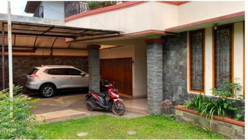 rumah asri di dakota pasteur