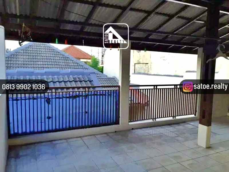 rumah asri terawat di area jl proklamasi menteng