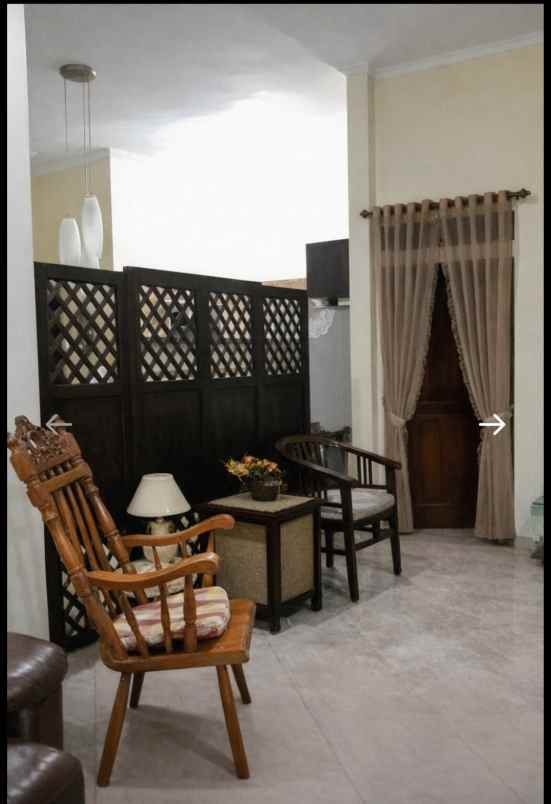 rumah bagus hook 2 lantai di komplek arcamanik bandung