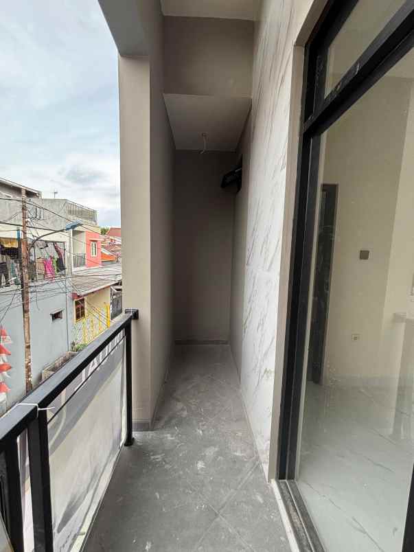 rumah baru 2 unit di sumur batu kemayoran jakpus