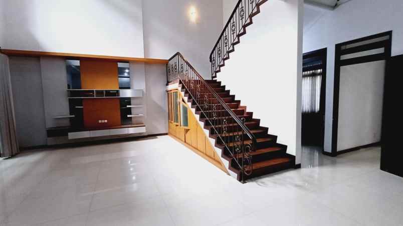 rumah batununggal elok sayap buah batu cijagra bandung