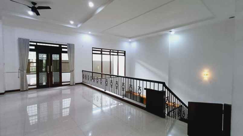 rumah batununggal elok sayap buah batu cijagra bandung