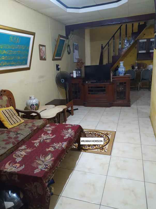 rumah bekasi siap huni