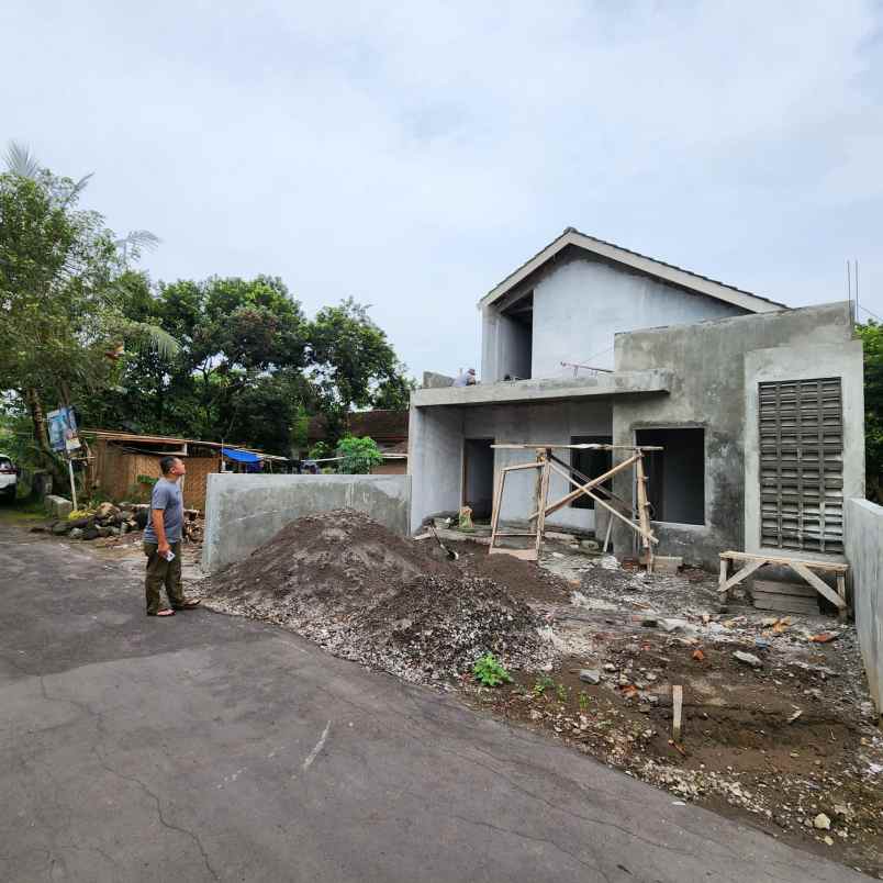 rumah cantik harga murah di cebongan