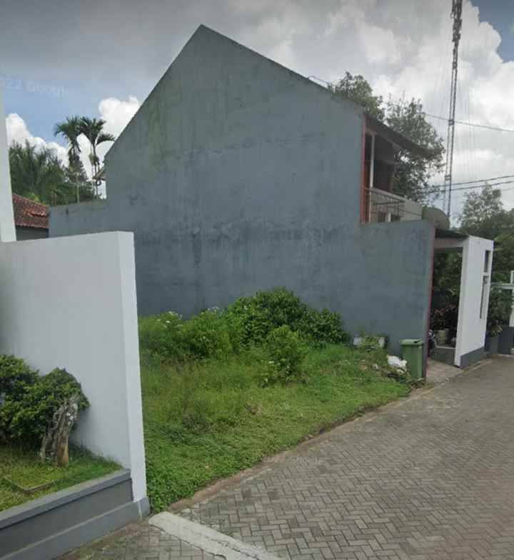 rumah cikidang dekat wisata