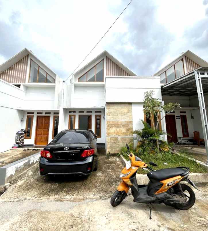 rumah cluster 3 unit terakhir cipayung depok