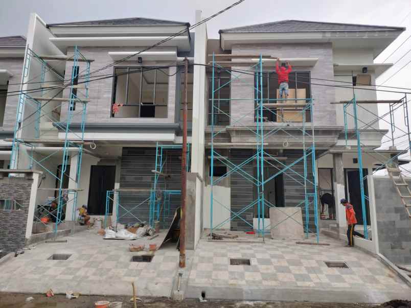 rumah desain minimalis 2 lantai di kertajaya indah