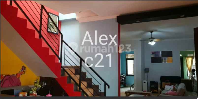 rumah dijual 2 lantai siap huni di graha raya