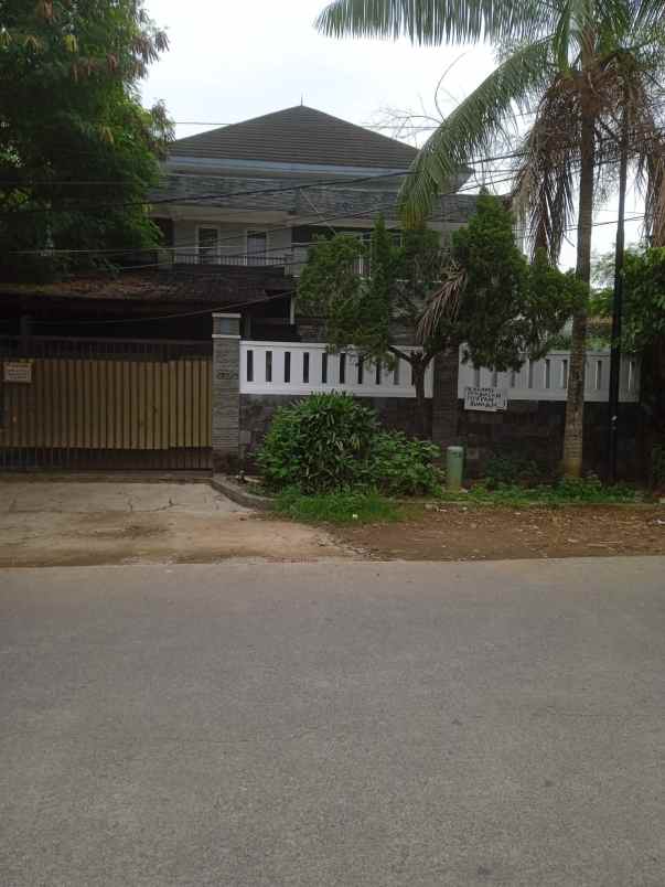 rumah dijual atau sewa minimal 5 tahun