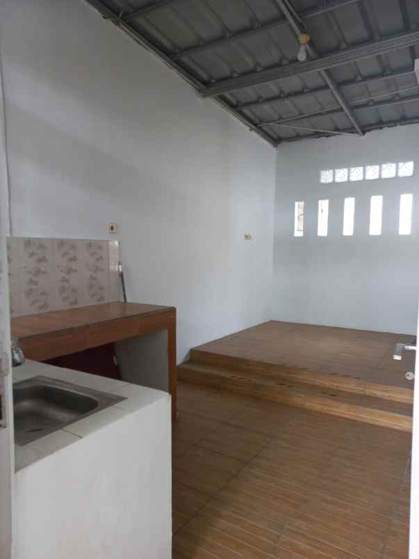 rumah dijual dekat pintu tol cimanggis