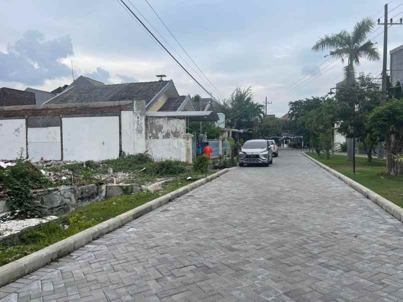 rumah hitung tanah dekat juanda lokasi bebas banjir