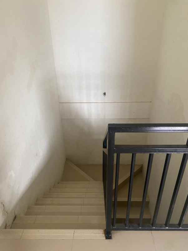 rumah hook siap huni lokasi tasikmadu malang