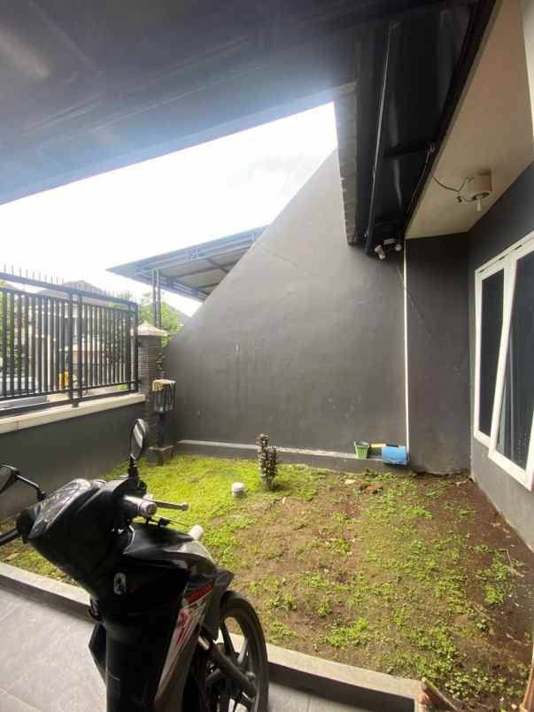rumah hook siap huni lokasi tasikmadu malang