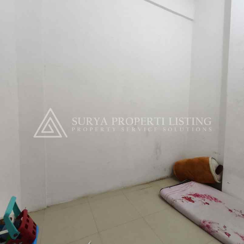 rumah jalan kapten sumarsono sunggal