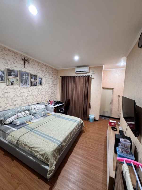 rumah lebak arum kenjeran row 2 5 mobil