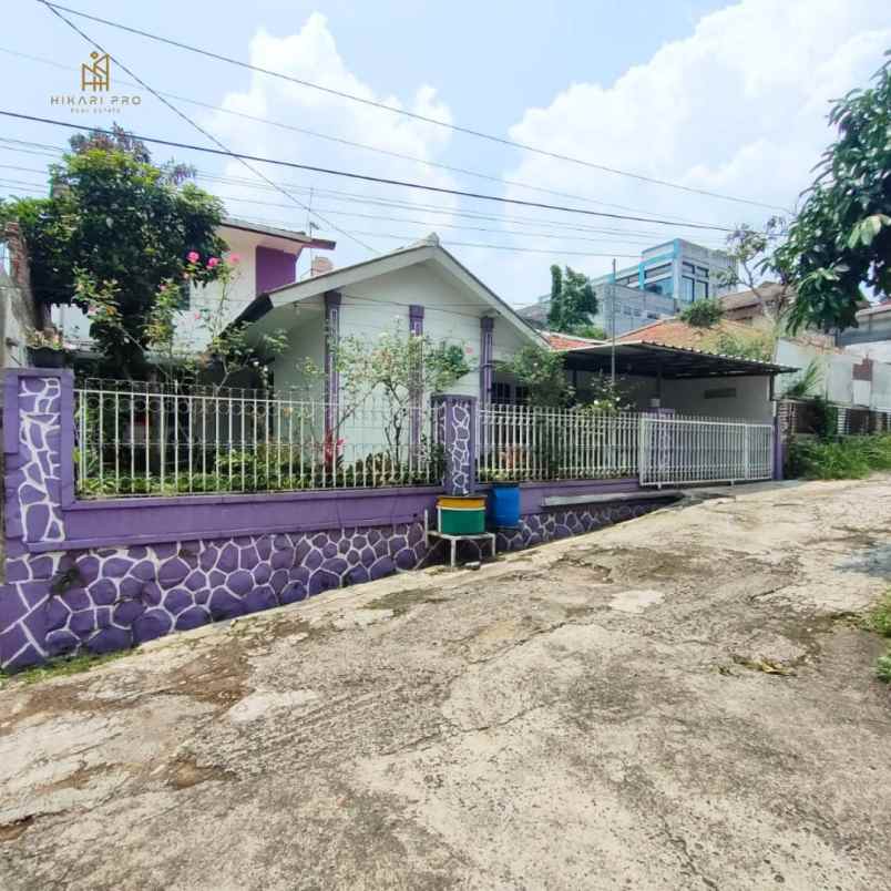 rumah luas cihanjuang cibaligo dekat masjid