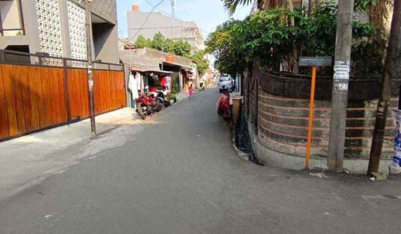 rumah mewah 2 lantai hook shm di jl merpati cengkareng