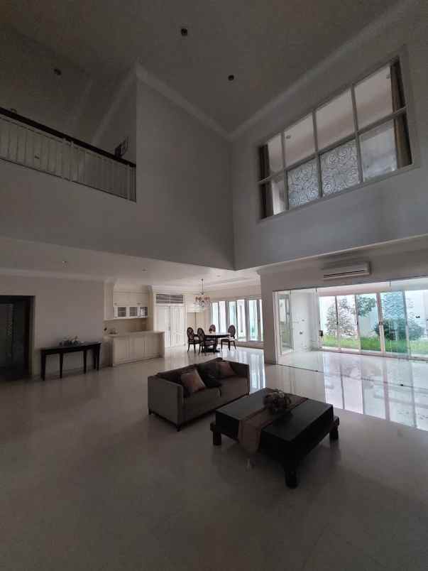 rumah mewah 2 lantai puri galaxy surabaya timur