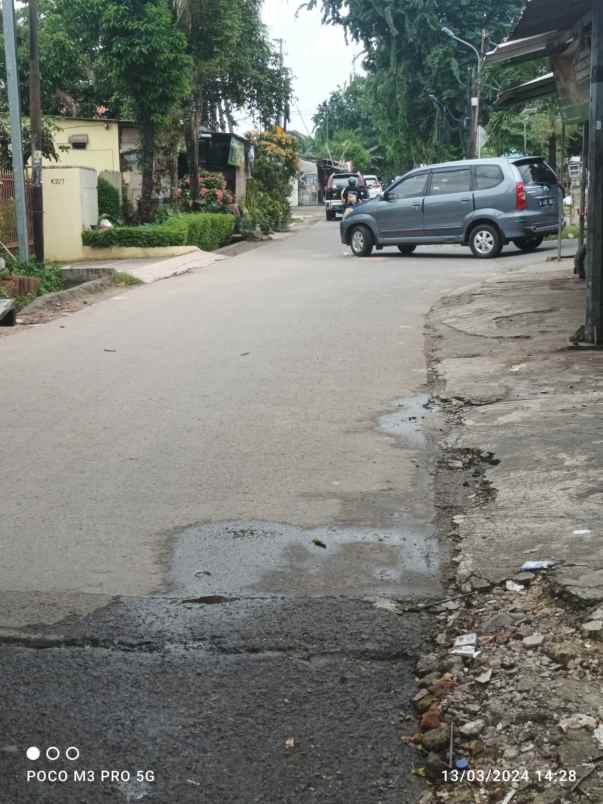 rumah mewah 3 lantai di duren sawit jakarta timur