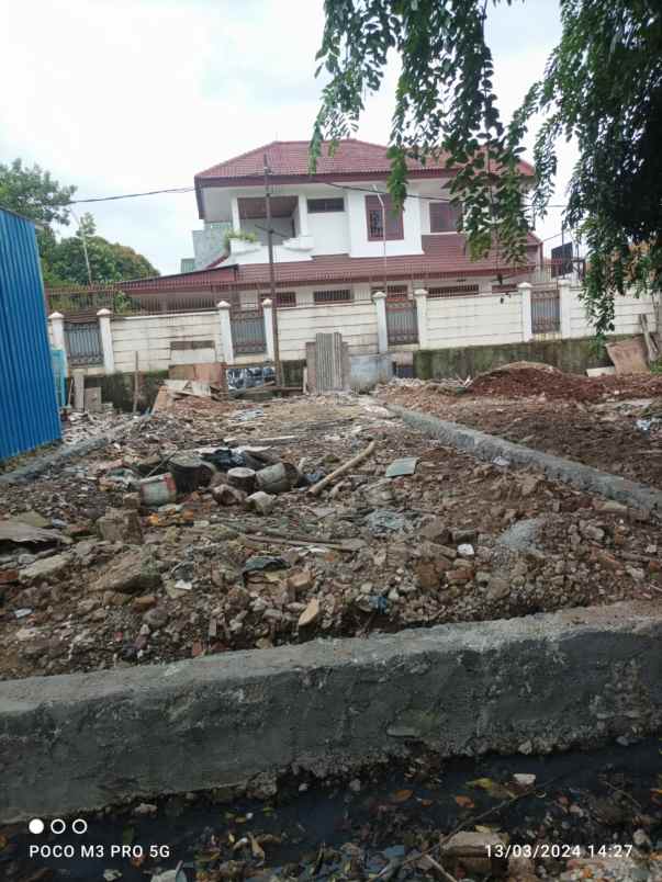 rumah mewah 3 lantai di duren sawit jakarta timur