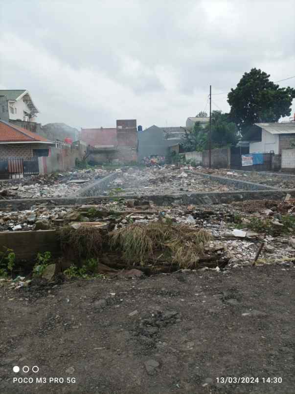 rumah mewah 3 lantai di duren sawit jakarta timur