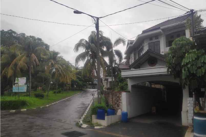 rumah mewah bangunan bagus nyaman sukmajaya depok