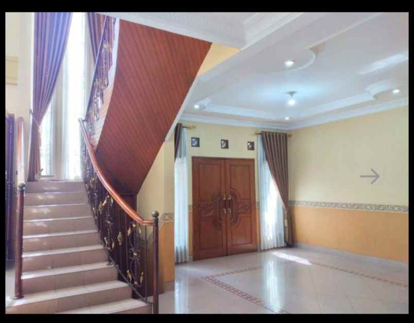 rumah mewah di antapani bandung