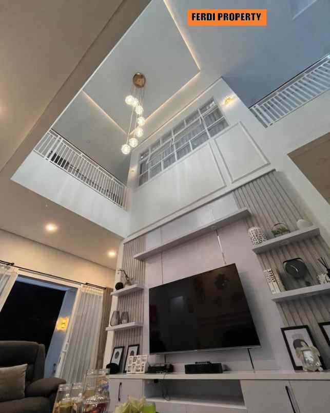 rumah mewah siap huni 5 kamar kota wisata cibubur