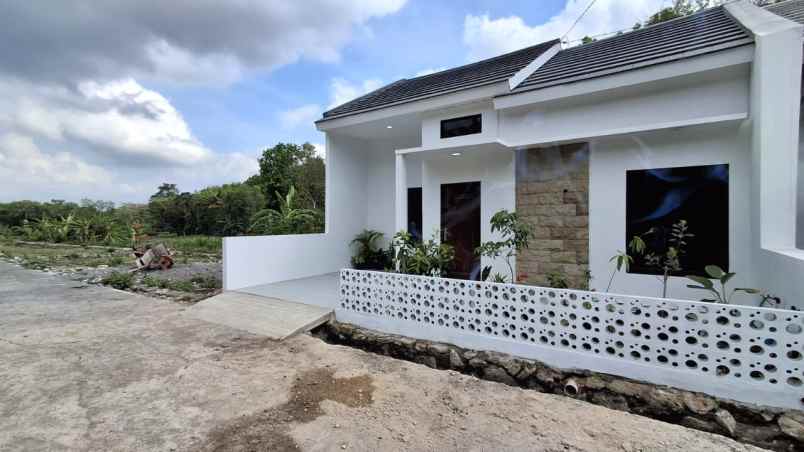 rumah modern dp 0 siap huni di sedayu