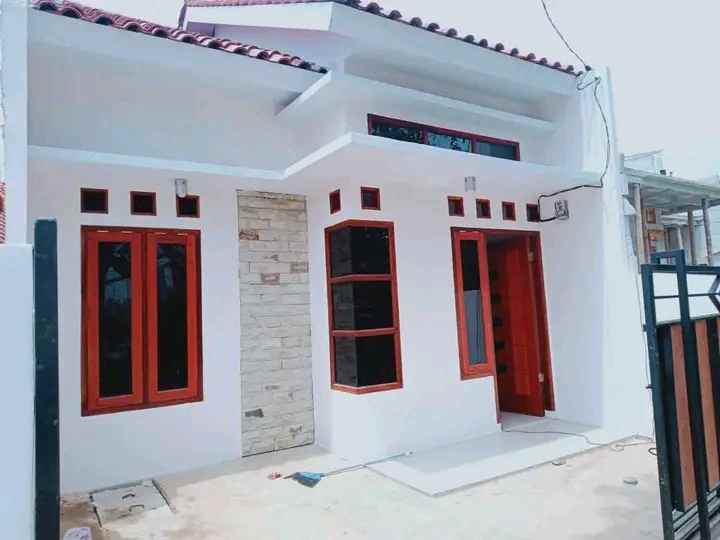 rumah modern harga ekonomis dekat stasiun