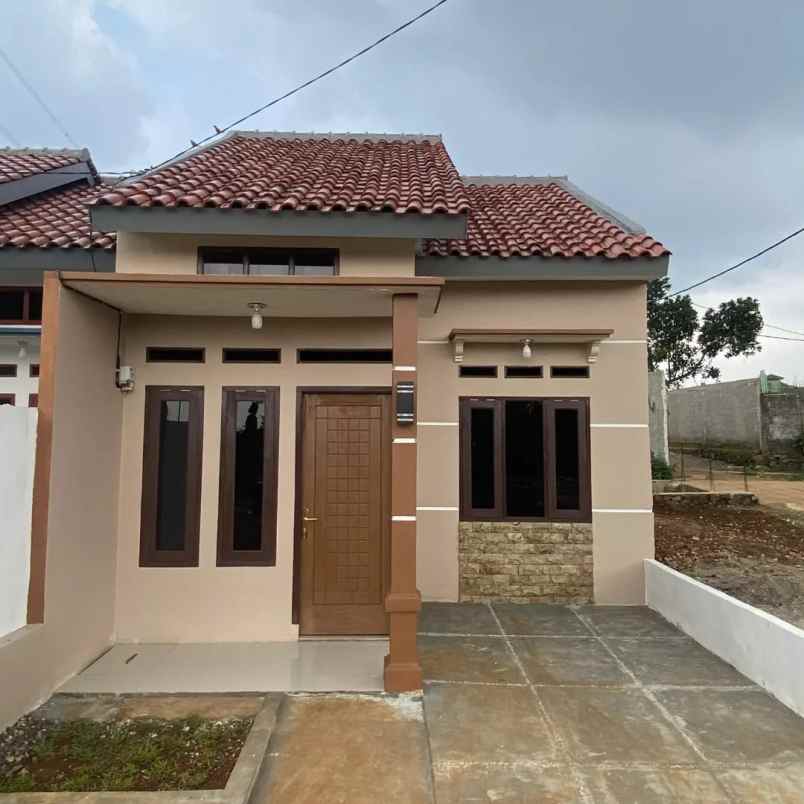 rumah modern harga terjangkau akses mobil