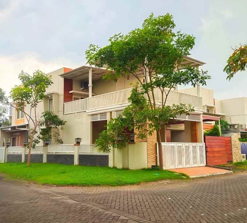 rumah modern minialis puri surya jaya sidoarjo