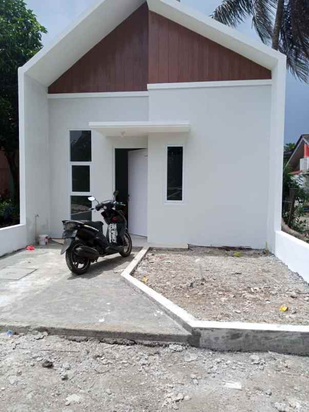 rumah modern minimalis dekat pasar parung bogor