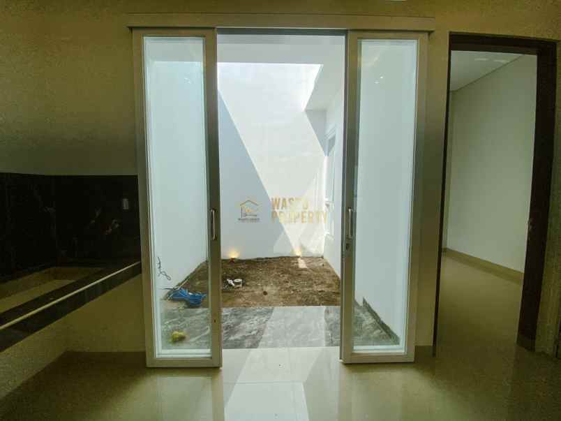 rumah modern minimalis dekat sma negeri 2 ngaglik