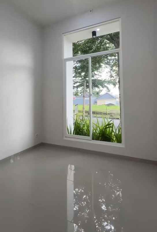 rumah modern minimalis lokasi cemorokandang