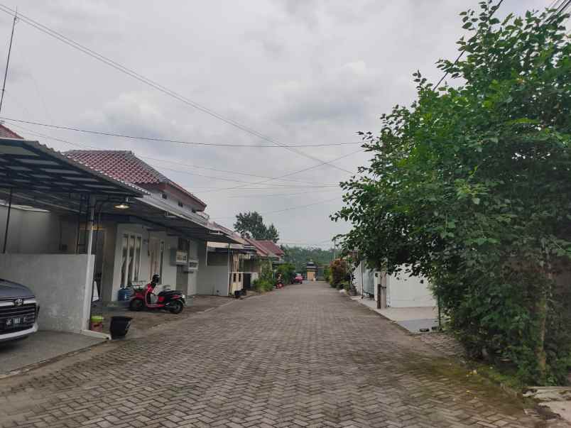 rumah mrican mojoroto kota kediri dekat gudang garam