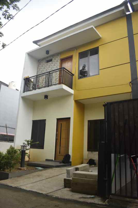 rumah murah 2 lantai di mustikajaya bekasi