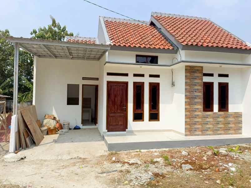 rumah murah siap huni dekat stasiun