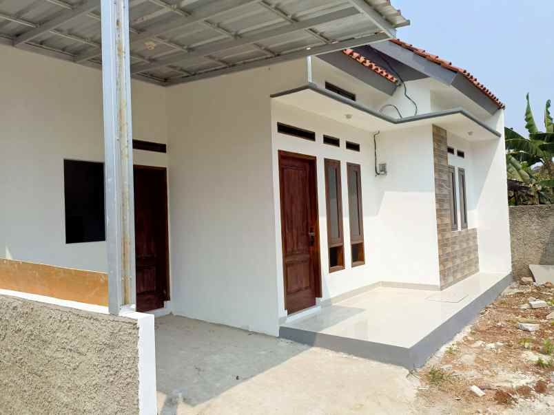 rumah murah siap huni dekat stasiun