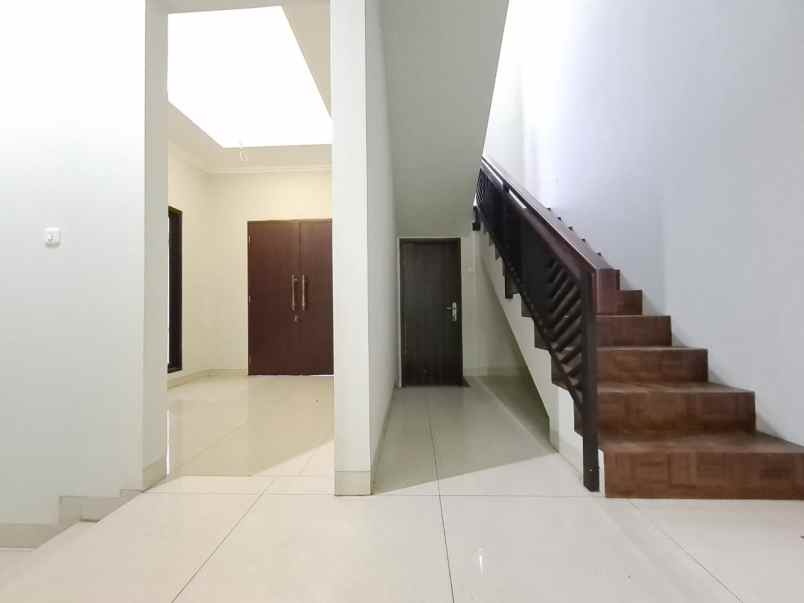 rumah pejaten jakarta selatan