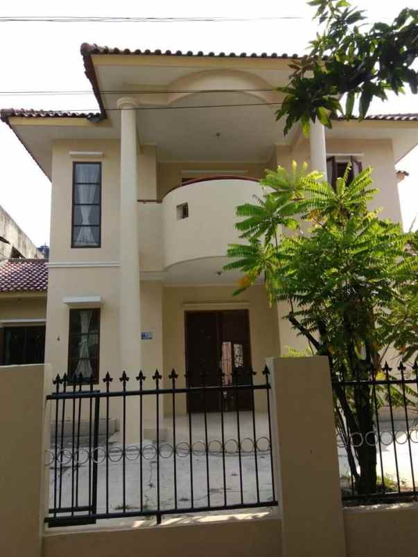 rumah rawamangun jaktim 2 lantai cakep dekat tiptop