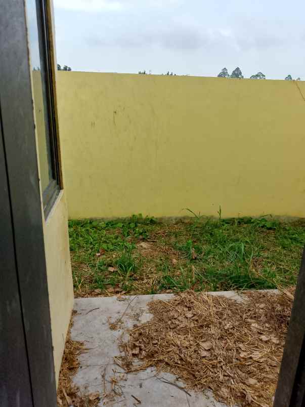 rumah second dekat jababeka ejip dan mm2100 cikarang