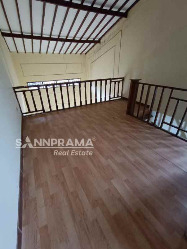 rumah second di bukit sawangan depok 400 jt reno