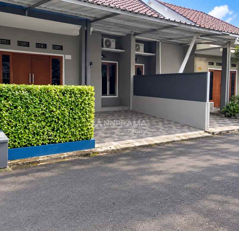 rumah second siap huni di mampang depok